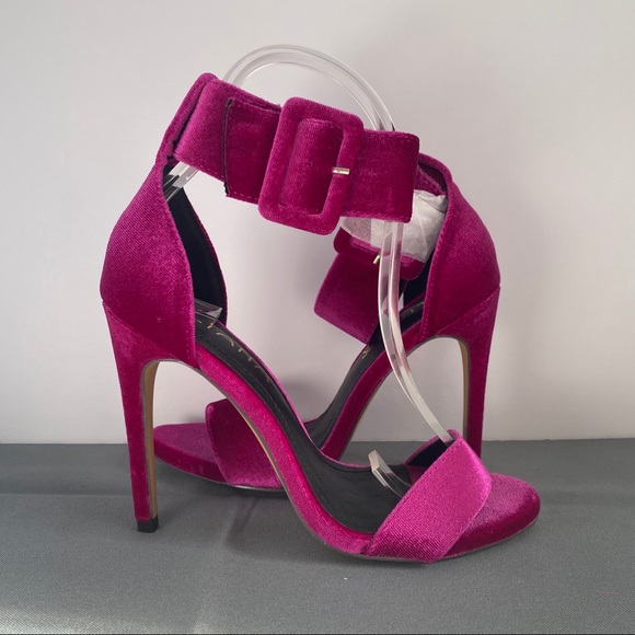 Golden - Picture 2 of 6